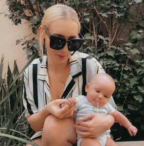 Meet your Posher, Ava